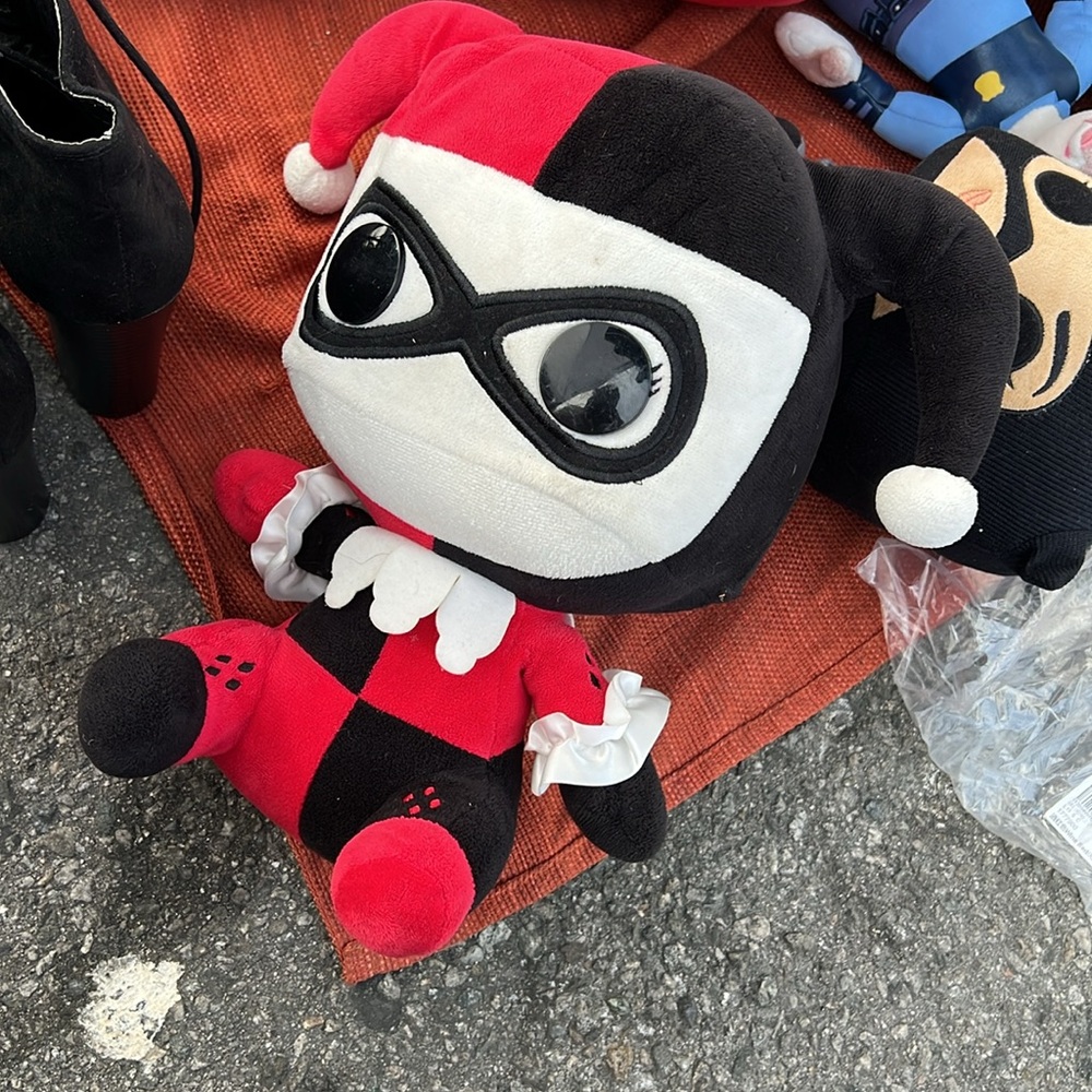 Toy - Picture 2 of 2